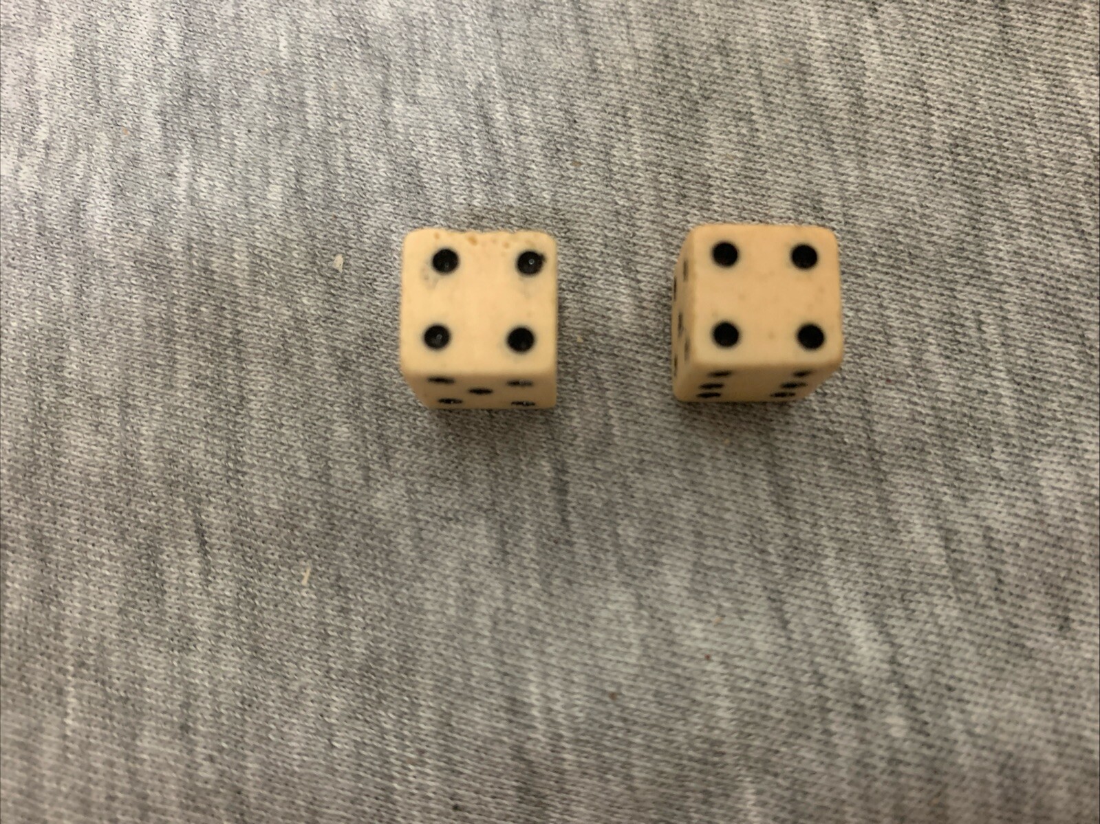 Antique Authentic Civil War Era Carved Bovine Bone Dice 7/16” Dice Pair