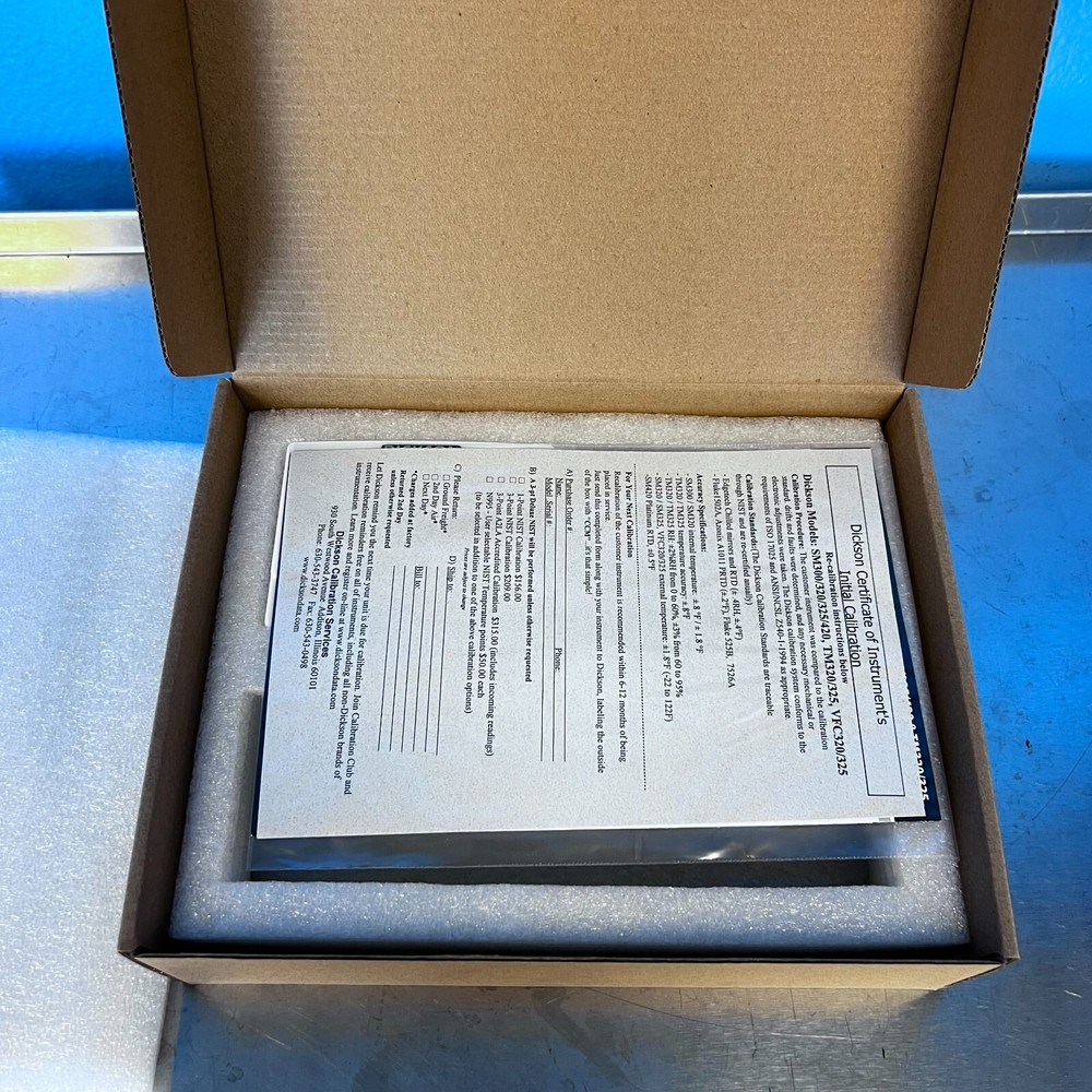 DICKSON SM325 LCD Display Temperature Data Logger -300F to 2000F, 2 type K probe