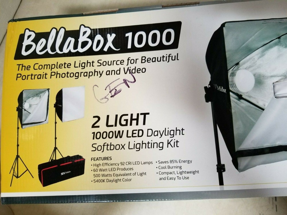 Smith-Victor BellaBox 1000 2-Light Softbox LED Kit 401377