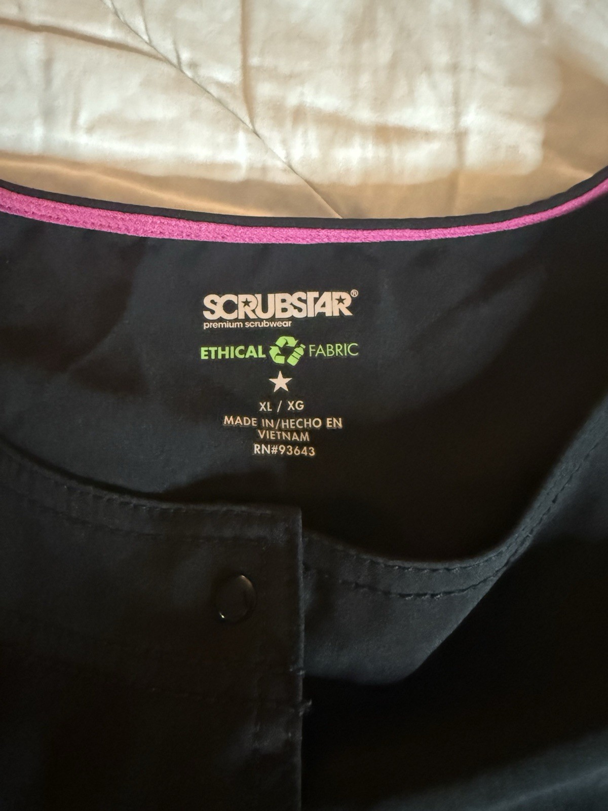 Scrubs tar Scrub Set, Top, Pants And Jacket Size XL