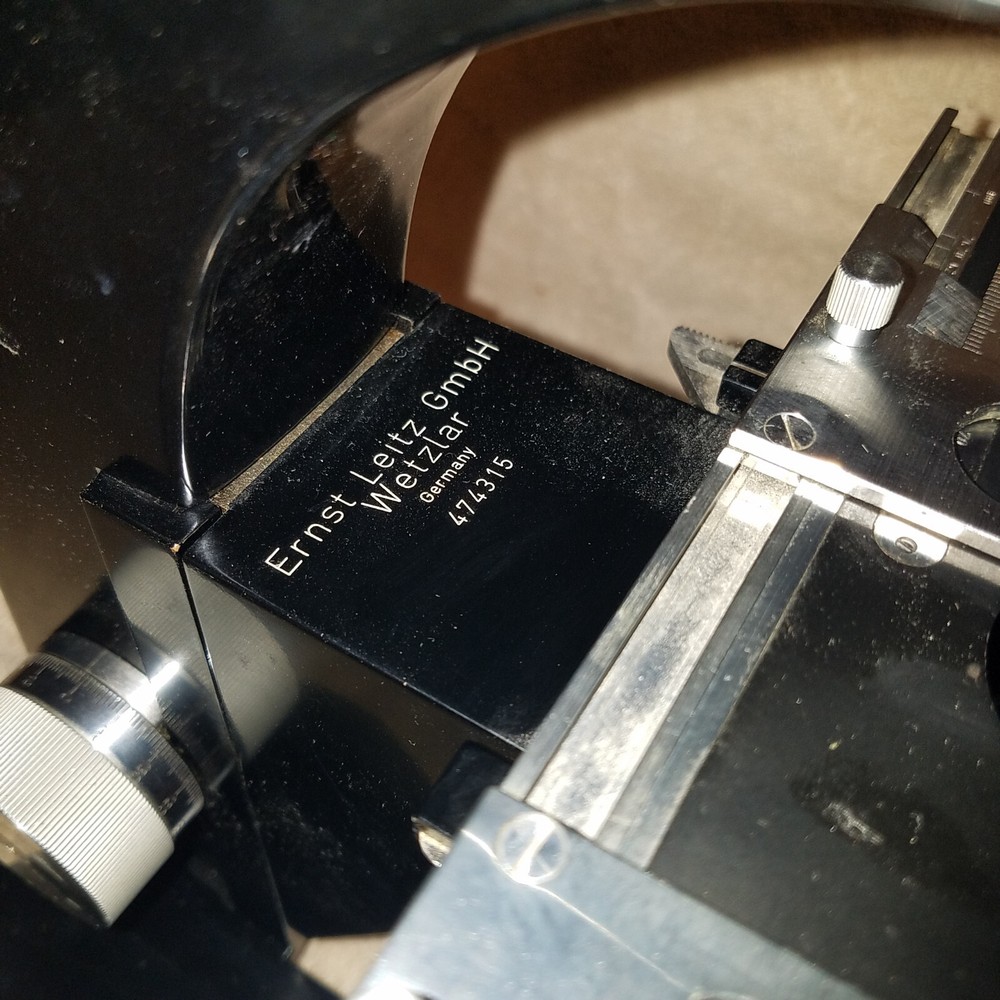 Vintage Ernst E Leitz WETZLAR GmbH Binocular Microscope with case GERMANY TESTED