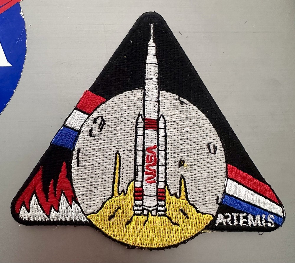 ARTEMIS 2 PROGRAM NASA MOON ORBIT ASTRONAUT MISSION PATCH 3.5”