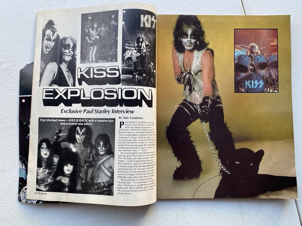 Grooves Magazine KISS Van Halen Poster Intact May 1979 Torn Cover