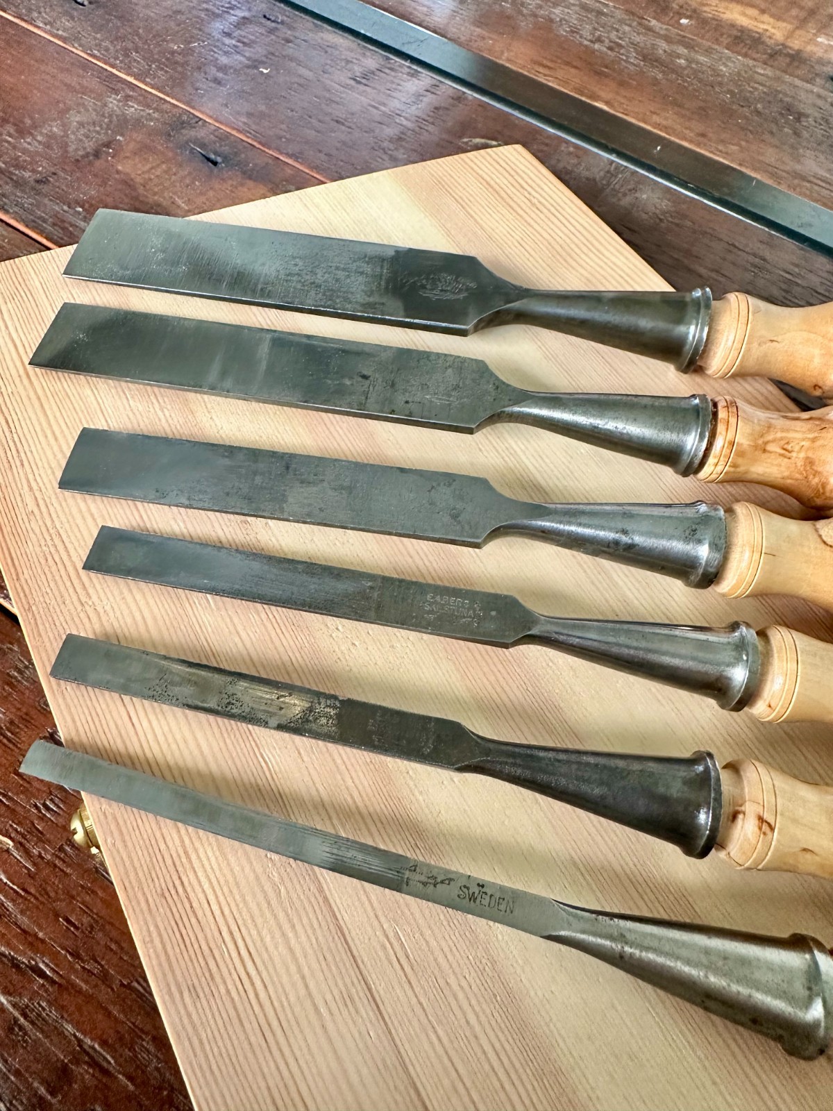 E.A. Berg Socket Chisels, Full Set, New Handles and Case