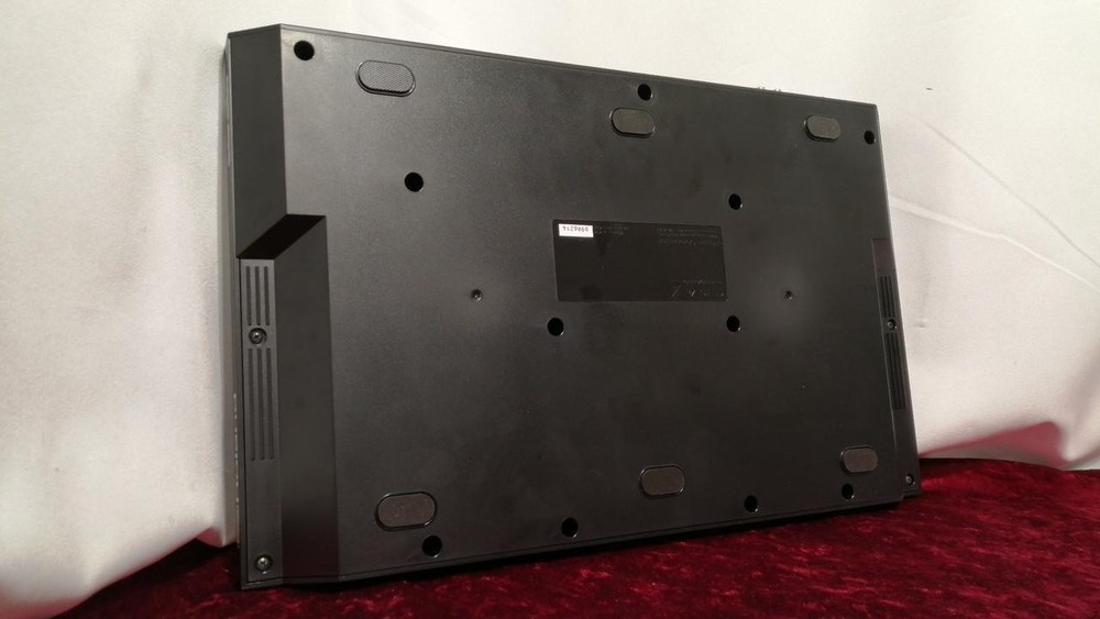 Roland DJ-202 2-Channel DJ Controller – Serato Compatible Performance Mixer -JPN