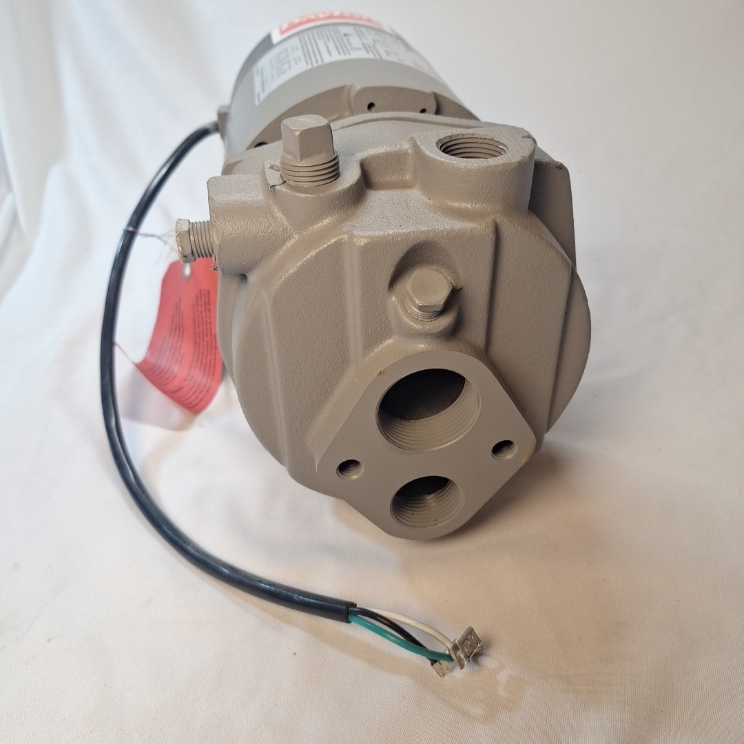 Dayton 1D877 Convertible Well Jet Pump 1/2 HP 1.25" Inlet 0.75" Discharge