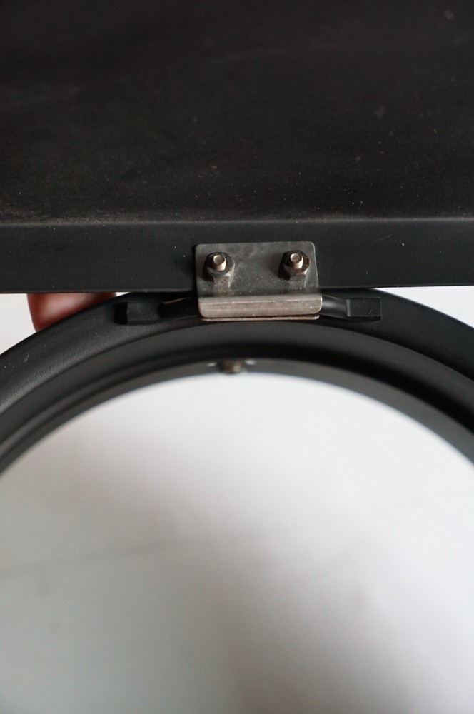 Barn Door Attachment for studio light 6-1/2" Diameter