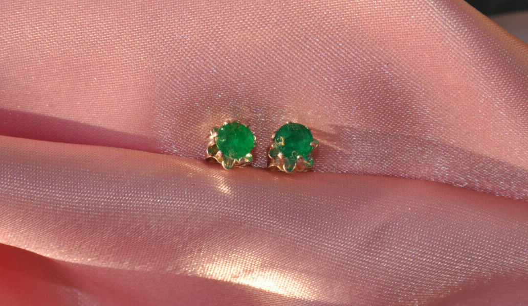 4MM ROUND NATURAL EMERALD STUD EARRINGS IN STERLING SILVER app. .50 ct.