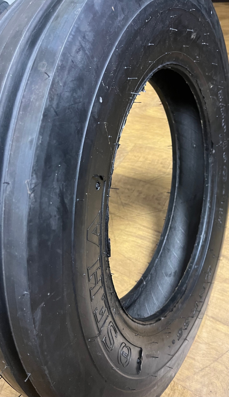 (2 -Tires w/Tube) ROAD CREW KNK35 5.50-16, 5.50X16 6 Ply 3 Rib Tractor Tires