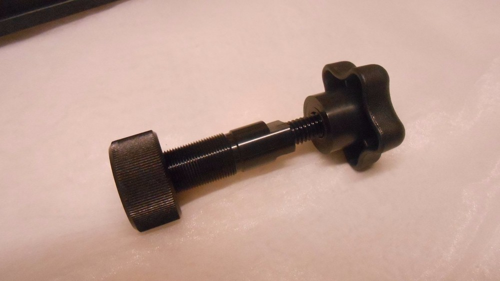 2 Mirizio Microphone Mount (microphones not included)