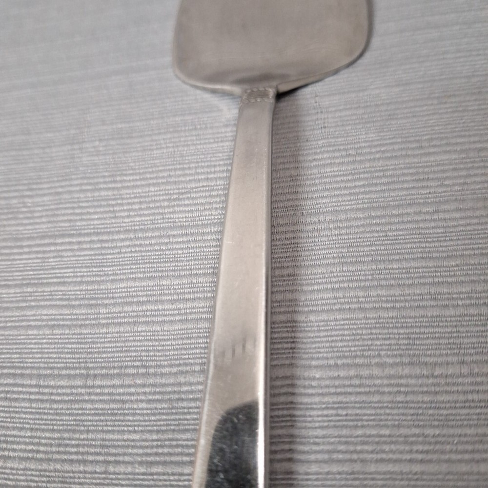 Walace 18/10 Stainless Cake Pie Server Coin Edge
