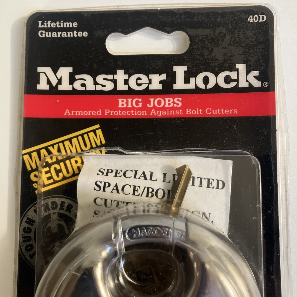 Master Lock Padlock 2-3/4" #40D Shielded Padlock Master Lock - NIP