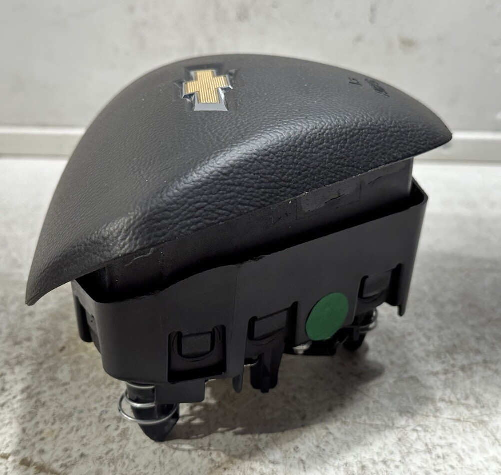 2016 -2019 Chevy Cruze Steering Wheel Airbag OEM Black 1 Pin & LEFT DRIVER KNEE