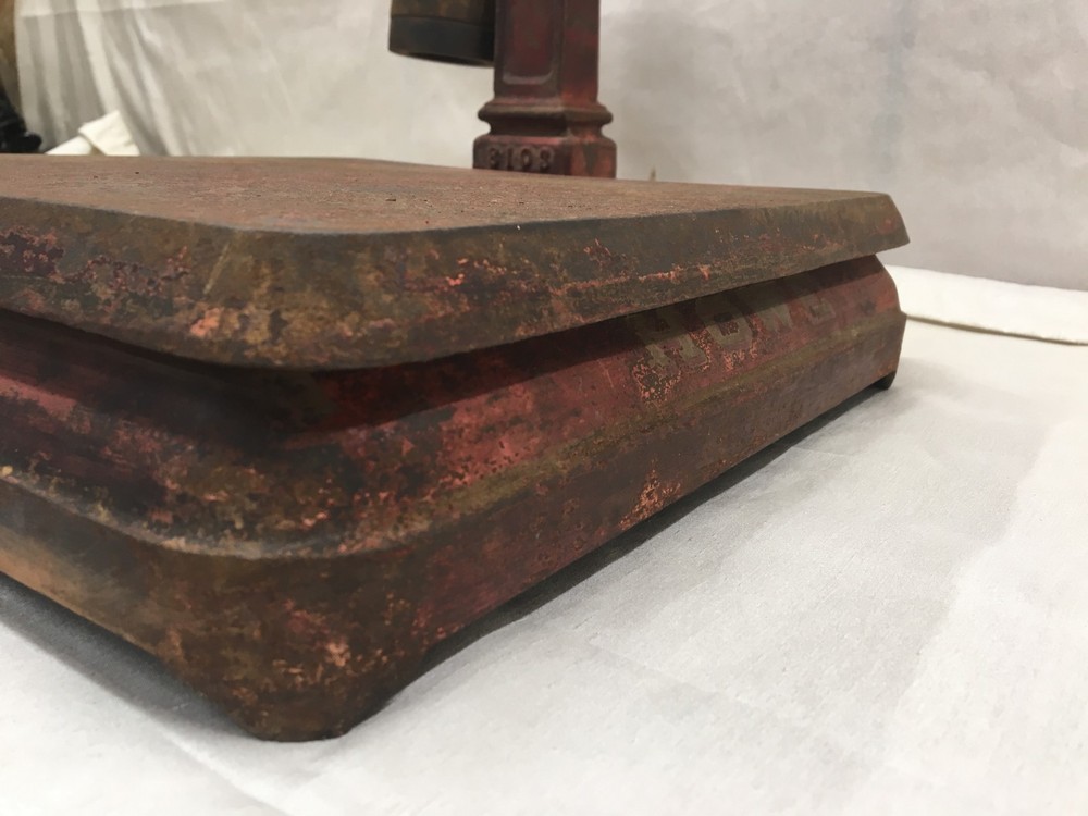 Antique Howe 5058 Platform Scale