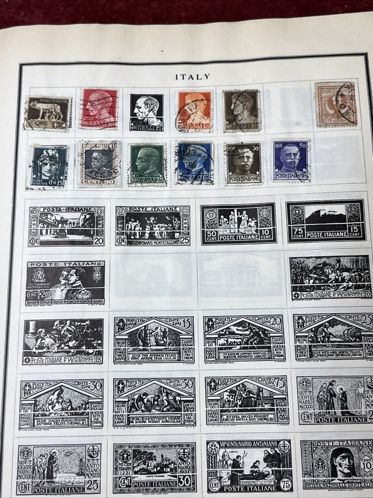 VINTAGE 1935 SCOTT MODERN POSTAGE STAMP ALBUM 900+ FOREIGN STAMPS