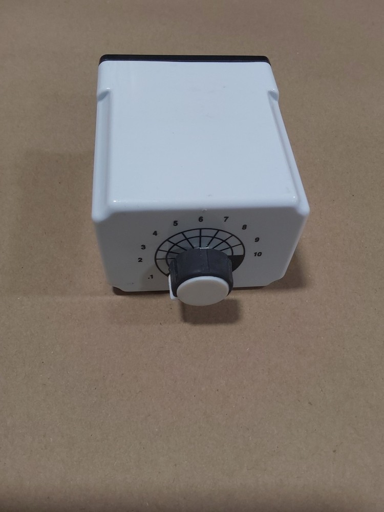 DAYTON 6X603N Time Delay Relay With Socket