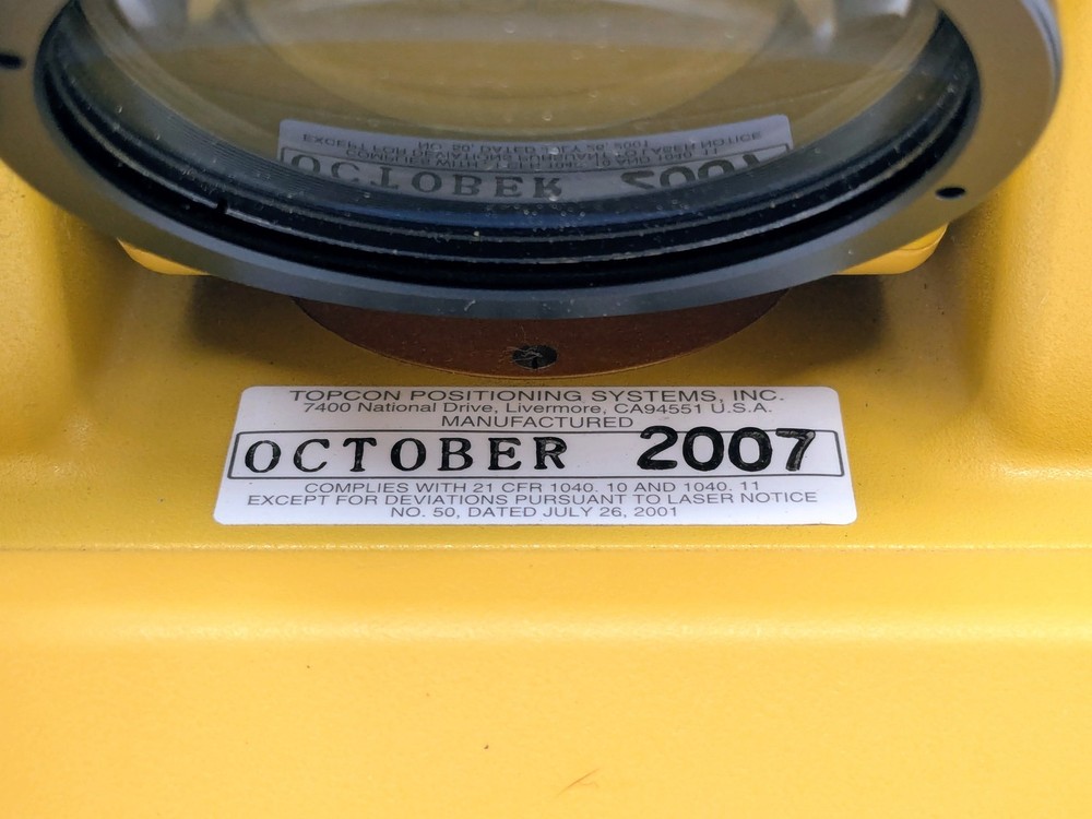 TOPCON GPT 3000W SERIES with case