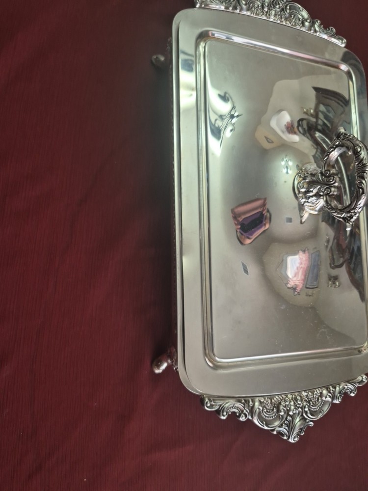 Baroque By Wallace Silverplate Buffet Server 713