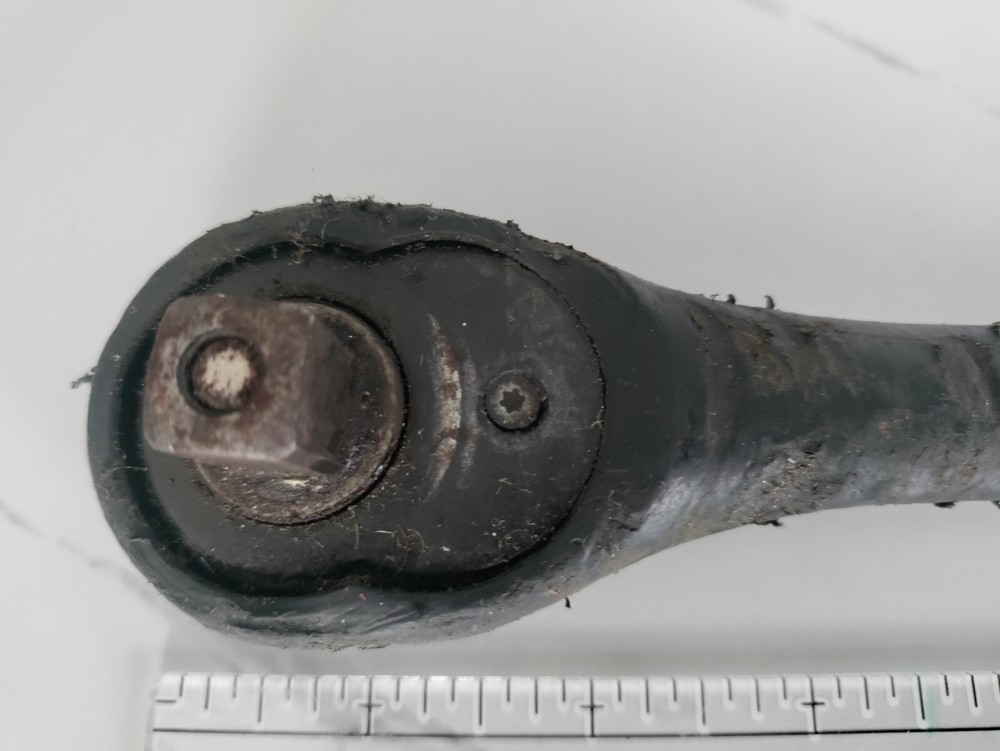 Ratchet Socket Wrench Quick Release Button USED Dirty Rubber Coating 🔥