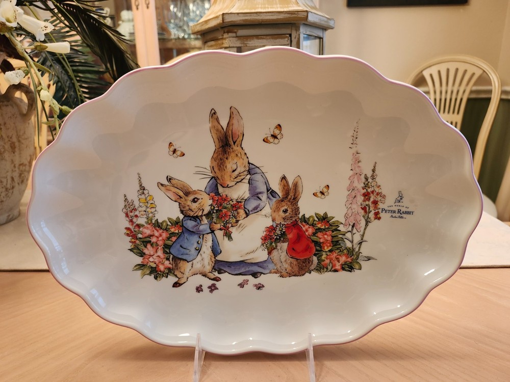 ZRIKE PETER RABBIT BEATRIX POTTER SERVING PLATTER CERAMIC EASTER SCALLOPED EDGE