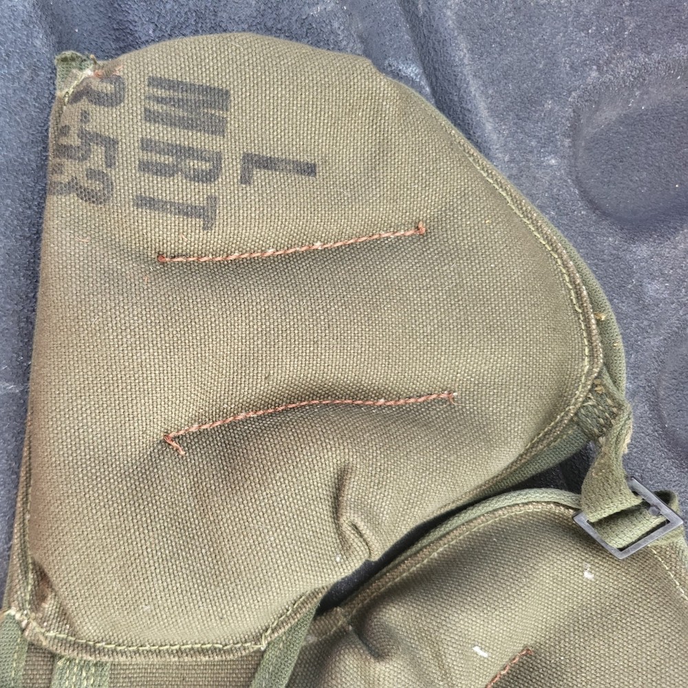 ORIGINAL post WWII US ARMY 60MM 81MM MORTAR TEAM CARRY SHOULDER PADS-OD#7