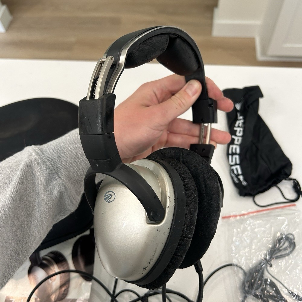 Lightspeed Zulu ANR Bluetooth Aviation Headset