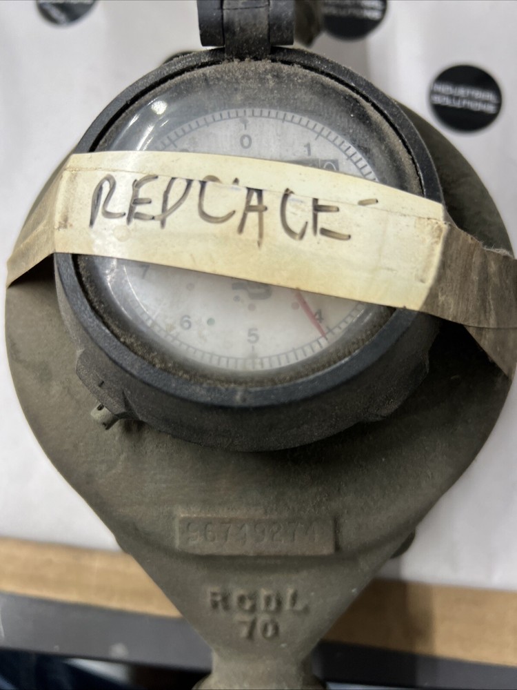 Badger RCDL70 Fluid Displacement Meter, Meter Needs Replaced Used