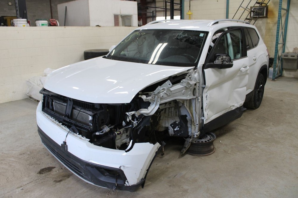 Camera/Projector Camera Front Windshield Mounted Fits 18-20 ATLAS 3028704