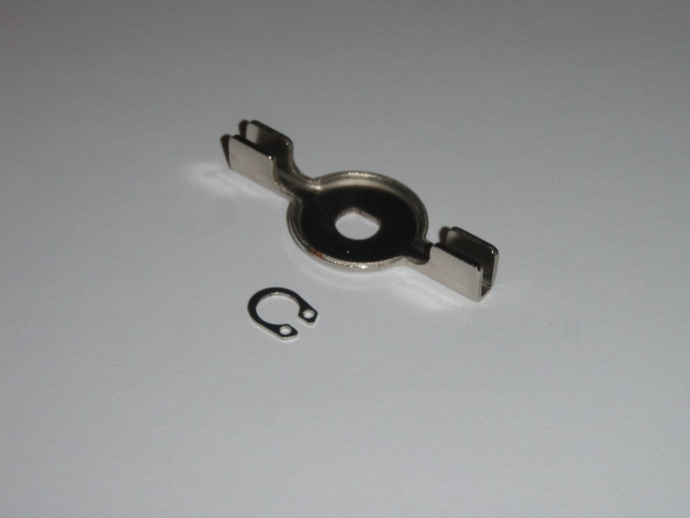 Wing Nut Impeller for Pan Assembly in Goldstar Bread Maker Model HB-202CE only