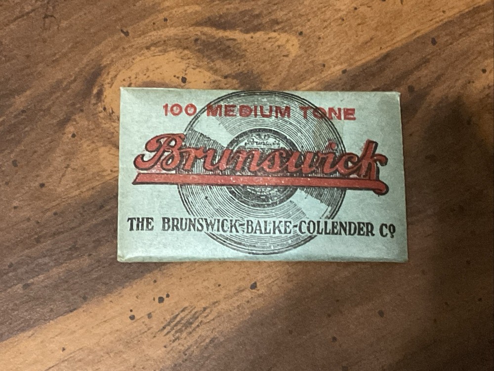 Vintage NOS Brunswick Record Needles : 100 Medium Tone Needles