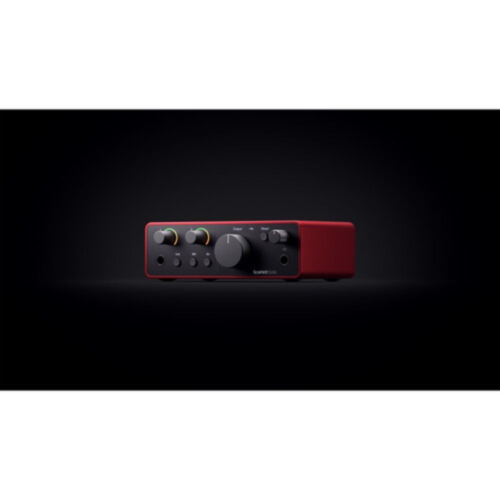 Focusrite Scarlett Solo USB-C Audio Interface 4th Gen w Aston Element Mic Bundle