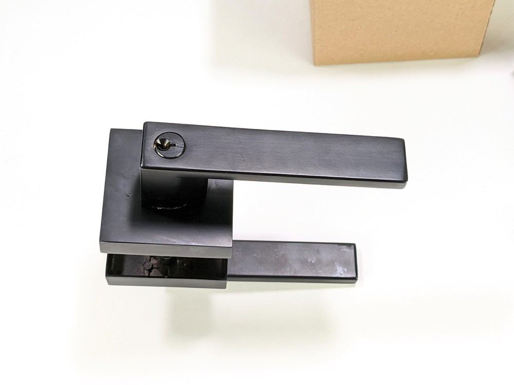 10 Pack Square Keyed Entry Levers & Single Cylinder Deadbolt Combo Flat Black