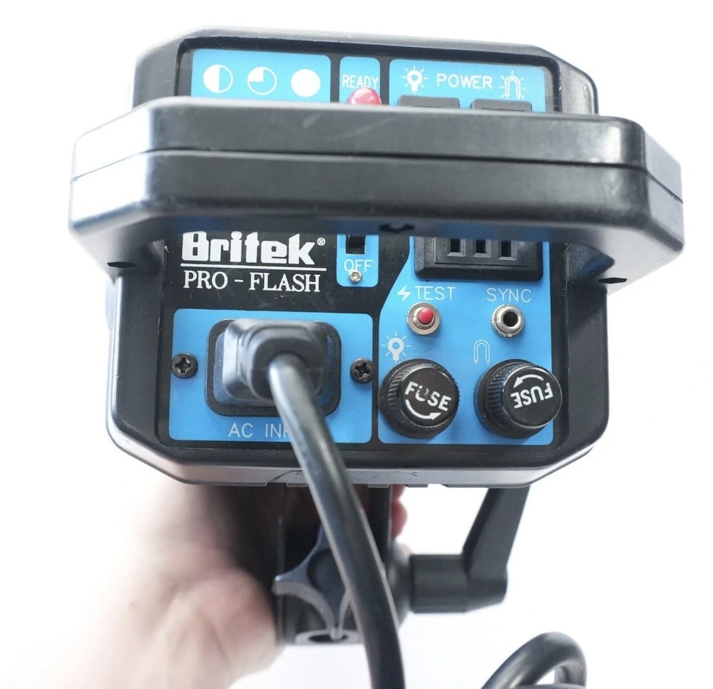 BRITEK PRO 750N PROFESSIONAL STUDIO FLASH