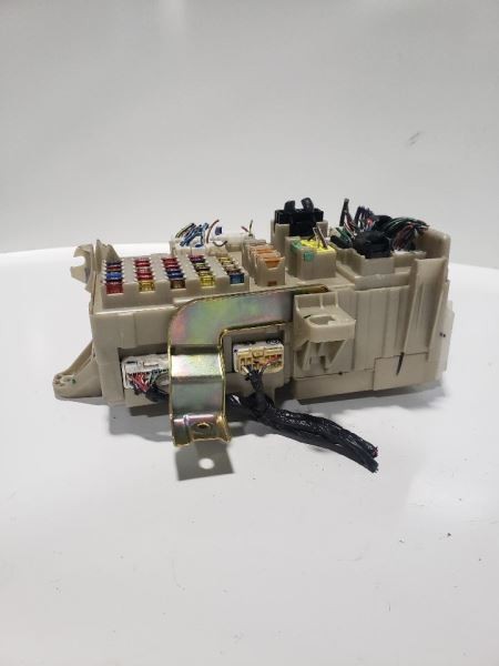 Engine ECM Multiplex Network Left Hand Dash US Market Fits 2002 CAMRY E OEM