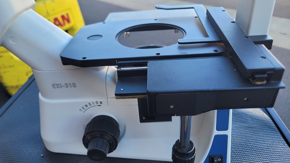 Accu-Scope EXI-310 Inverted Fluorescent Trinocular Microscope