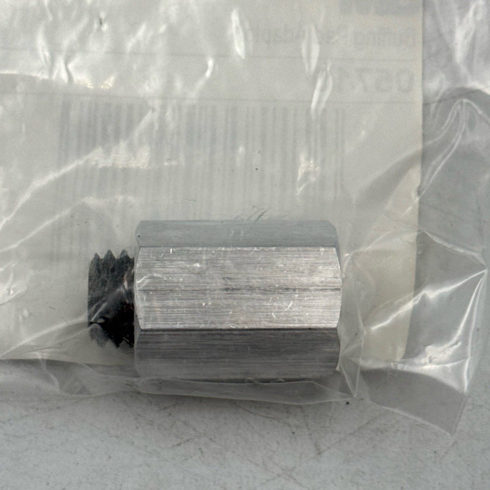 3M 05710 Buffing Pad Adapter 5/8"