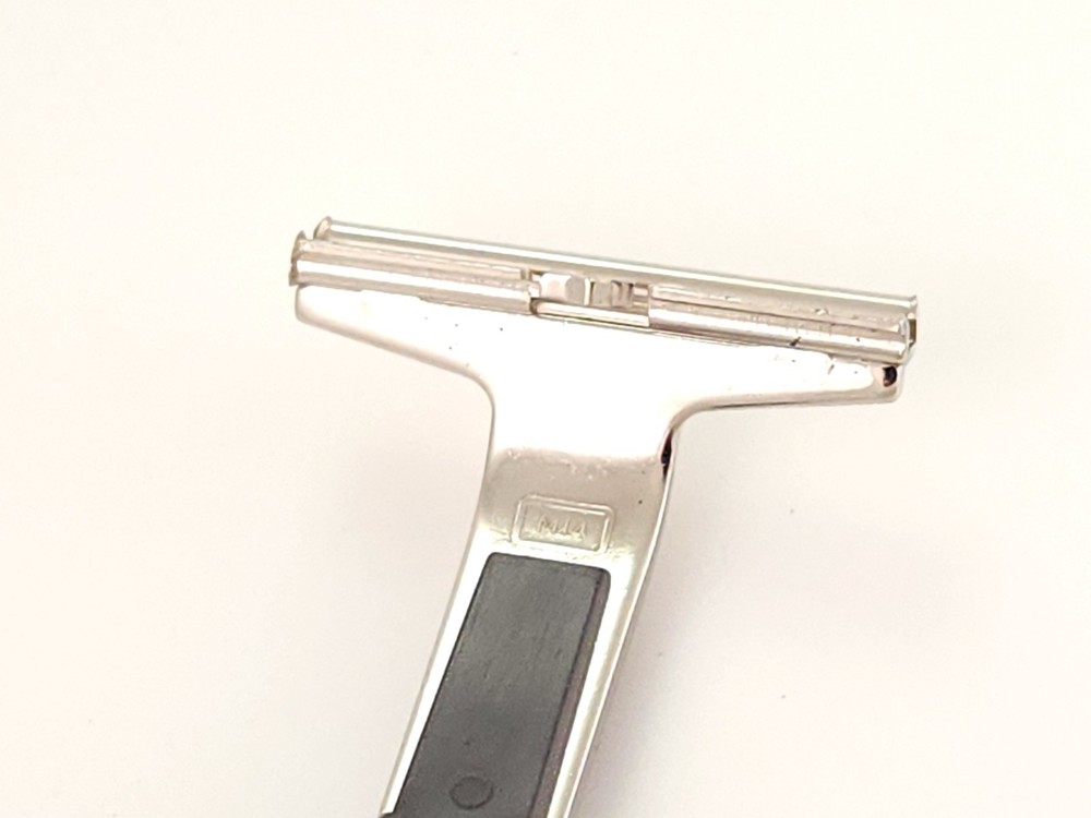 Schick Super II Vintage Cartridge Razor Handle