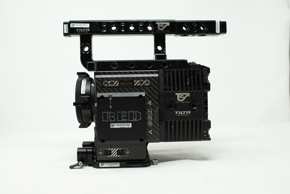 RED DSCM2 HELIUM 8K CAMERA Kit 3,320 hours w/ EVF, PL Mount, & More!