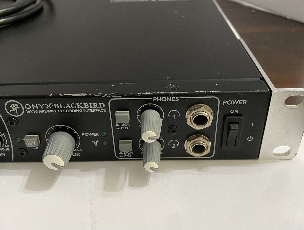 Mackie Onyx Blackbird Firewire Recording Interface 8 Mic Inputs Working
