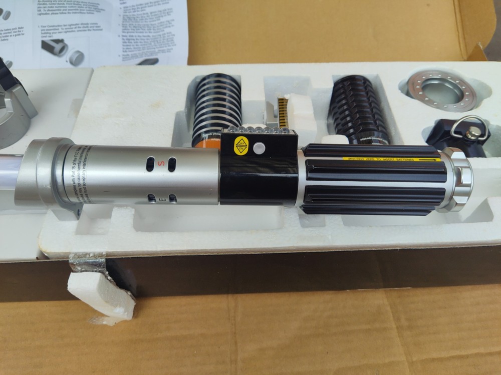 Star Wars Force FX Lightsaber Construction Set