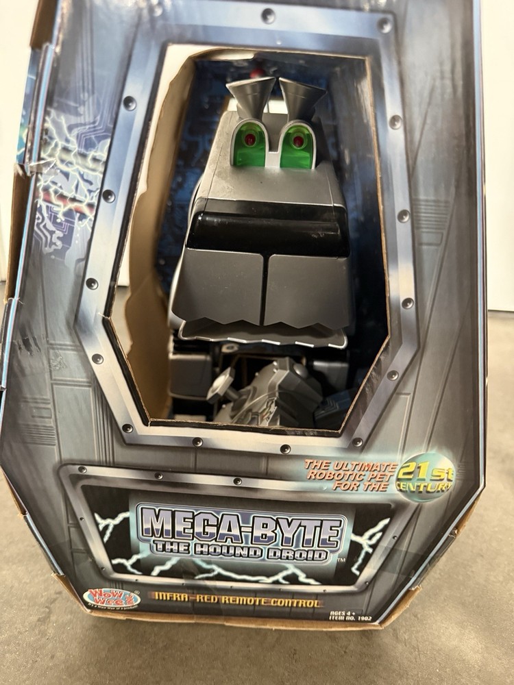 1999 Mega-Byte The Hound Droid Remote Control R/C Robot Dog Box Instructions