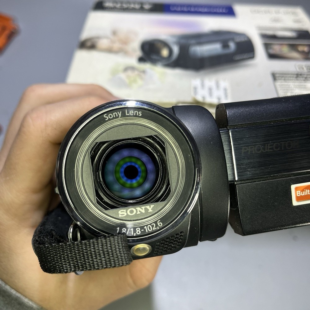 Sony Handycam DCR-PJ5E Digital Video Camera Projector - Box