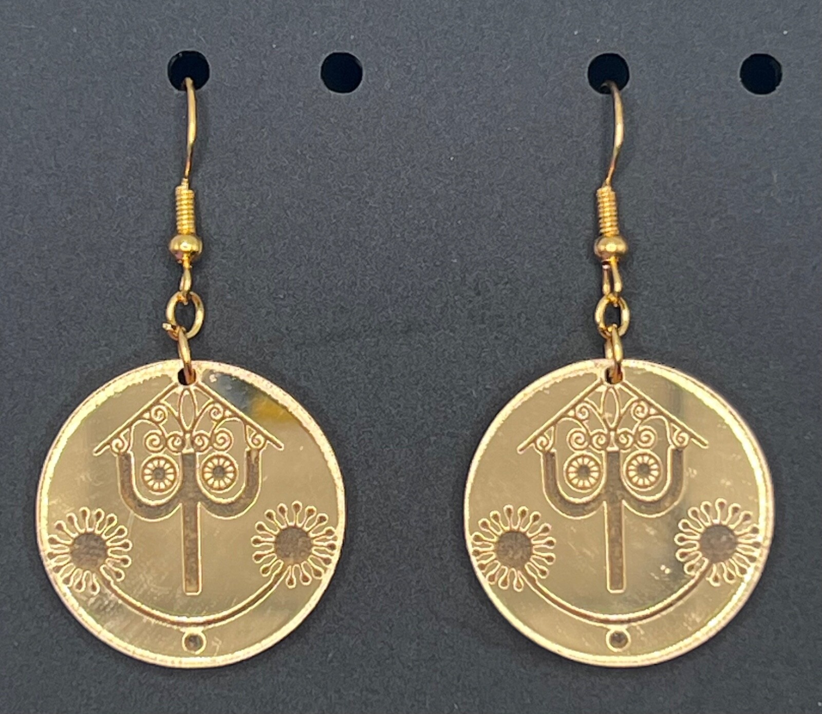 “It’s A Small World” earrings - Disneyland Walt Disney World