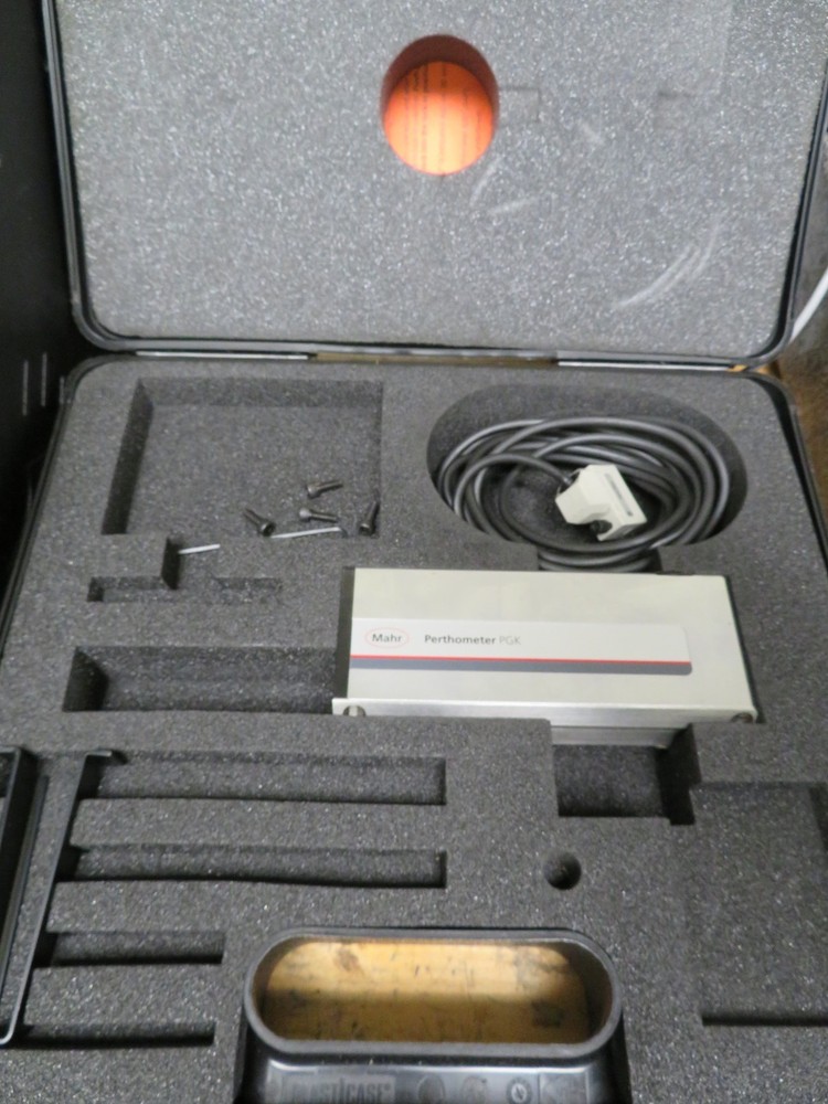 Mahr XCR-20 Countour Measuring Machine & Profile Measuring machine Complete