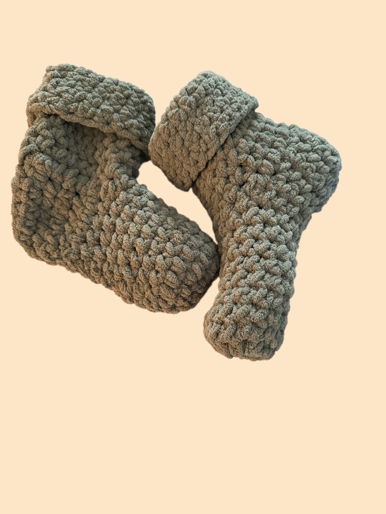 Crochet Slipper Socks with Stop Slide