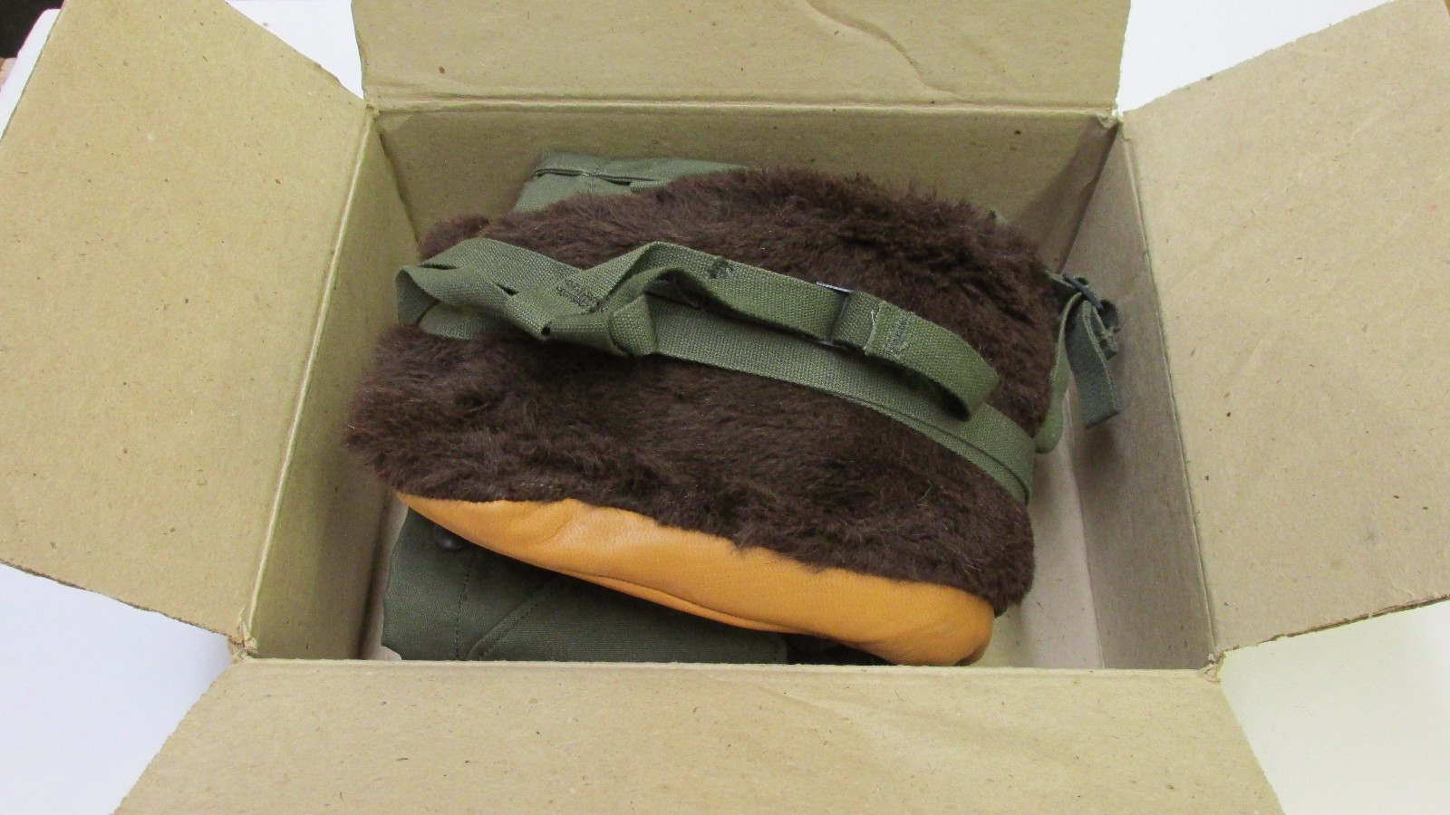 US KOREAN WAR ERA M1949 ARCTIC MITTENS NOS 1951 ALPACA FUR EXTREME COLD WEATHER