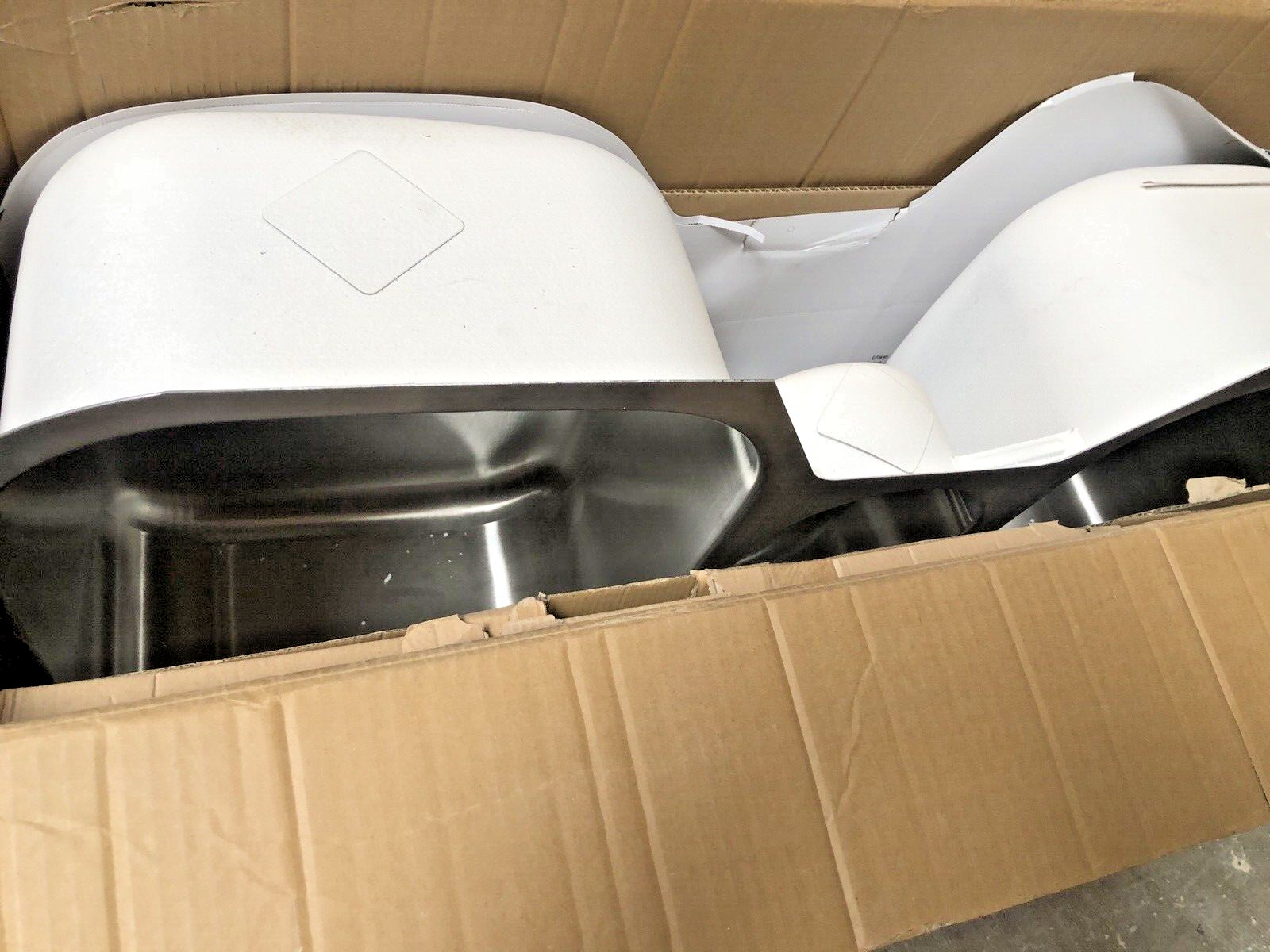 Triple Bowl Commercial Grade 16 Gauge Stainless Steel Undermount Kitchen Sink