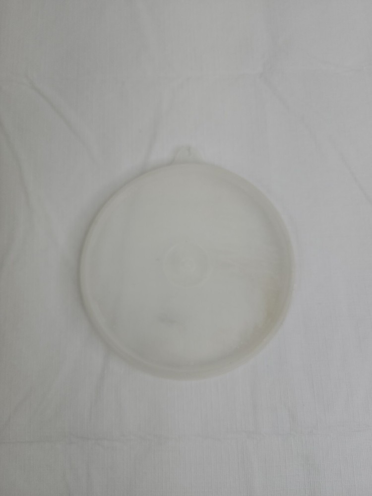 Tupperware replacement round lid seal #238-41 clear tab B