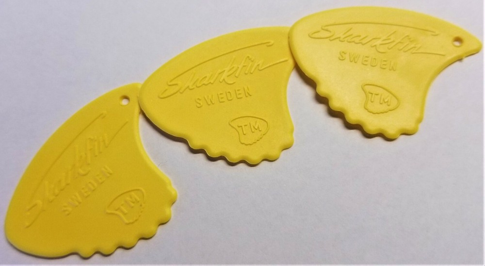 Landstrom Sharkfin Plectrums Guitar picks 3 Picks  (Medium) Yellow