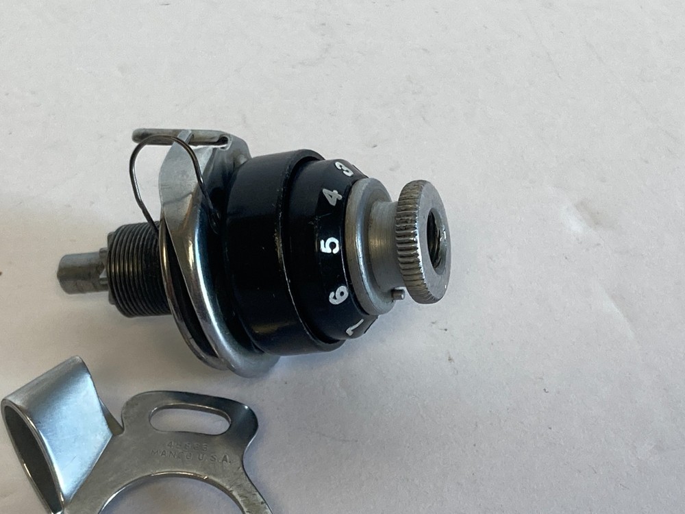 Singer Featherweight 221 Upper Tension Assembly